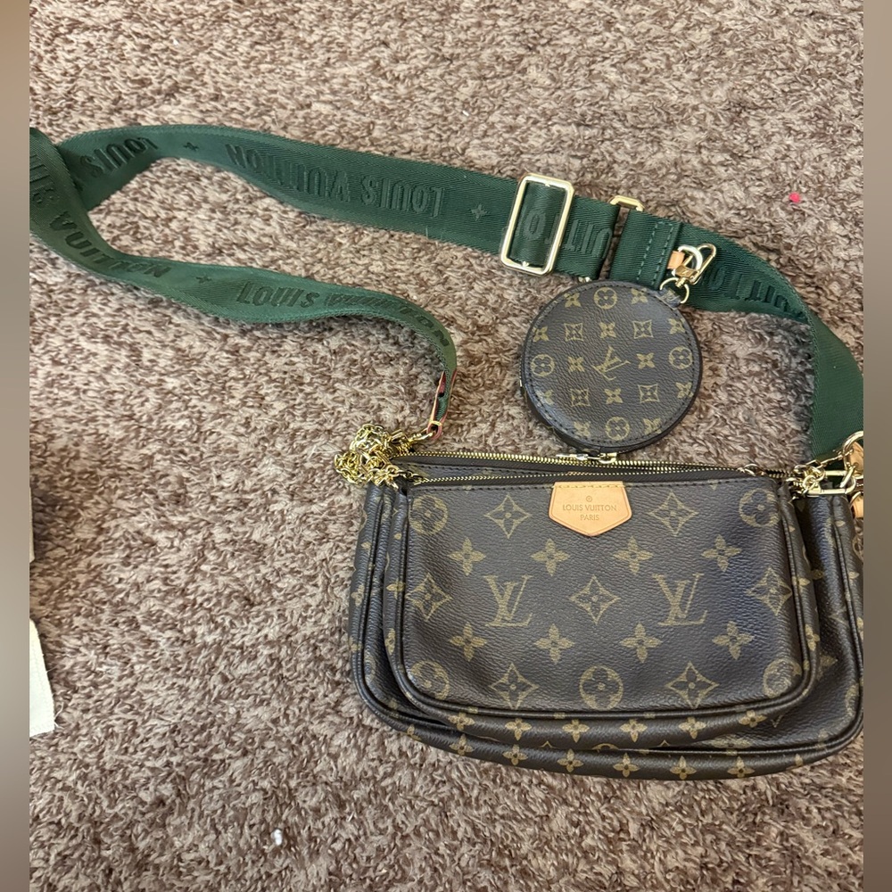 Louis Vuitton Multi Pochette Accessoires Green Strap
